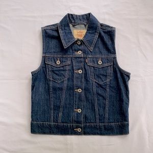 LEVI’S🖤 Denim vest